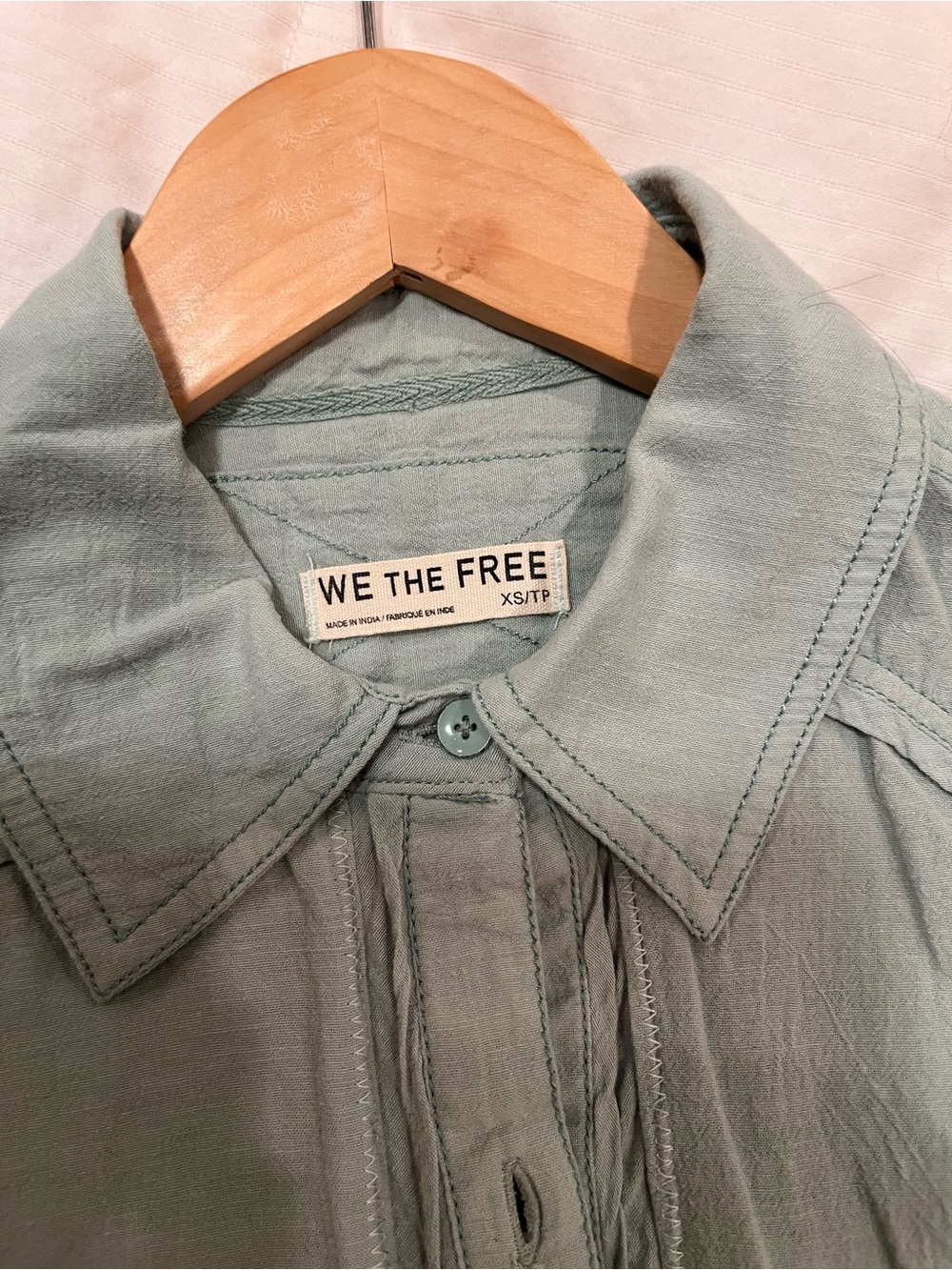 Free People Relaxed Short-Sleeve Button-Down Shirt in Mint - Picture 4 of 11